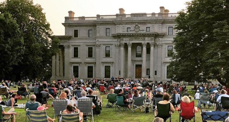 Southern Dutchess Concert Band at Vanderbilt Mansion