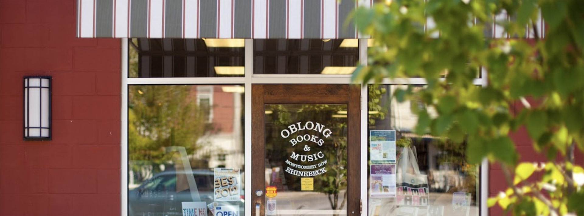 Oblong Books and Music