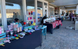 Jolly Holiday Market